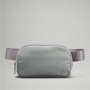Lululemon Everywhere Belt Bag 1L *Silver Drop